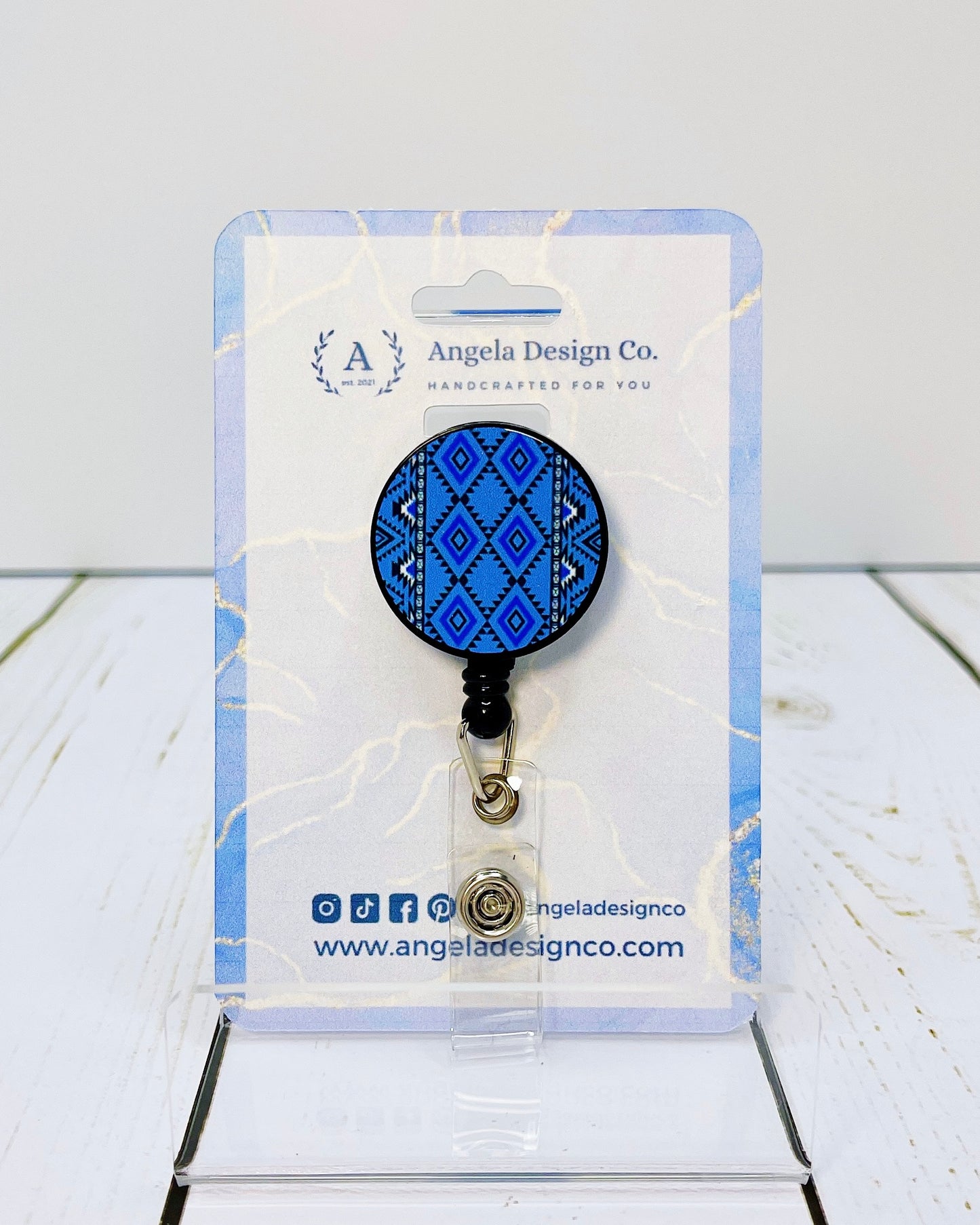 Native Design Badge Reels